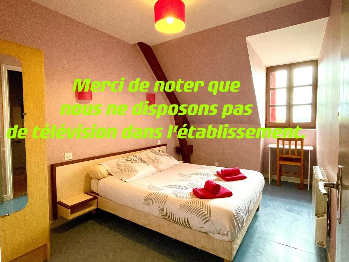 Auberge Le Beaulieu -Cantal Kültér fotó